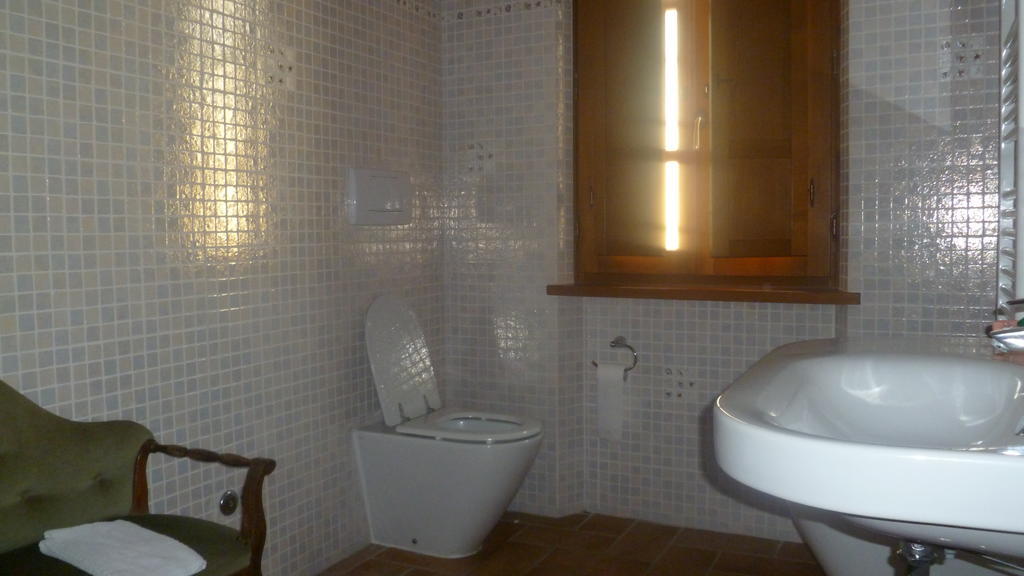 Le Ginestre B & B Massarosa Habitación foto